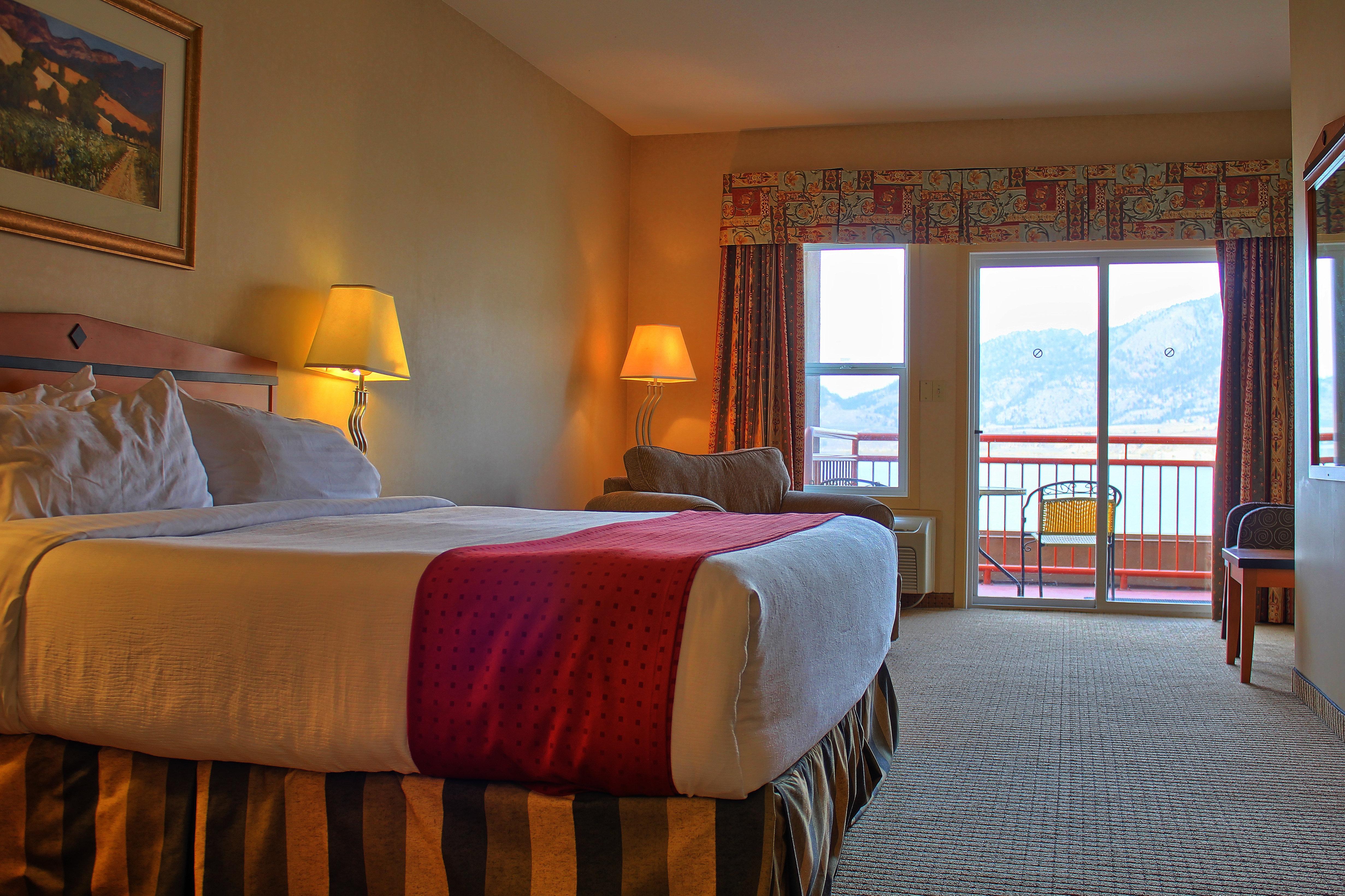 Holiday Inn Hotel & Suites Osoyoos By Ihg Exterior foto