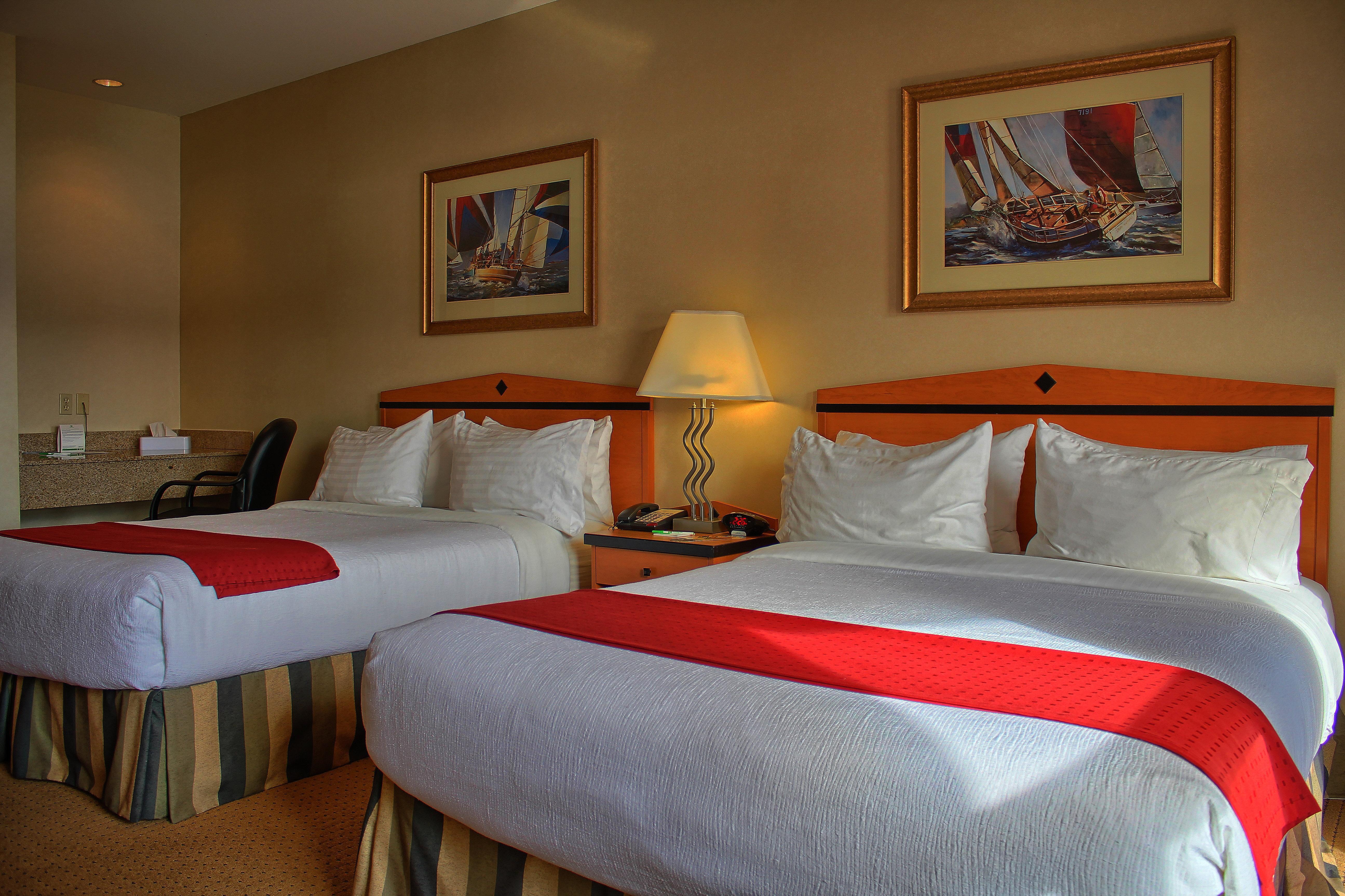Holiday Inn Hotel & Suites Osoyoos By Ihg Exterior foto