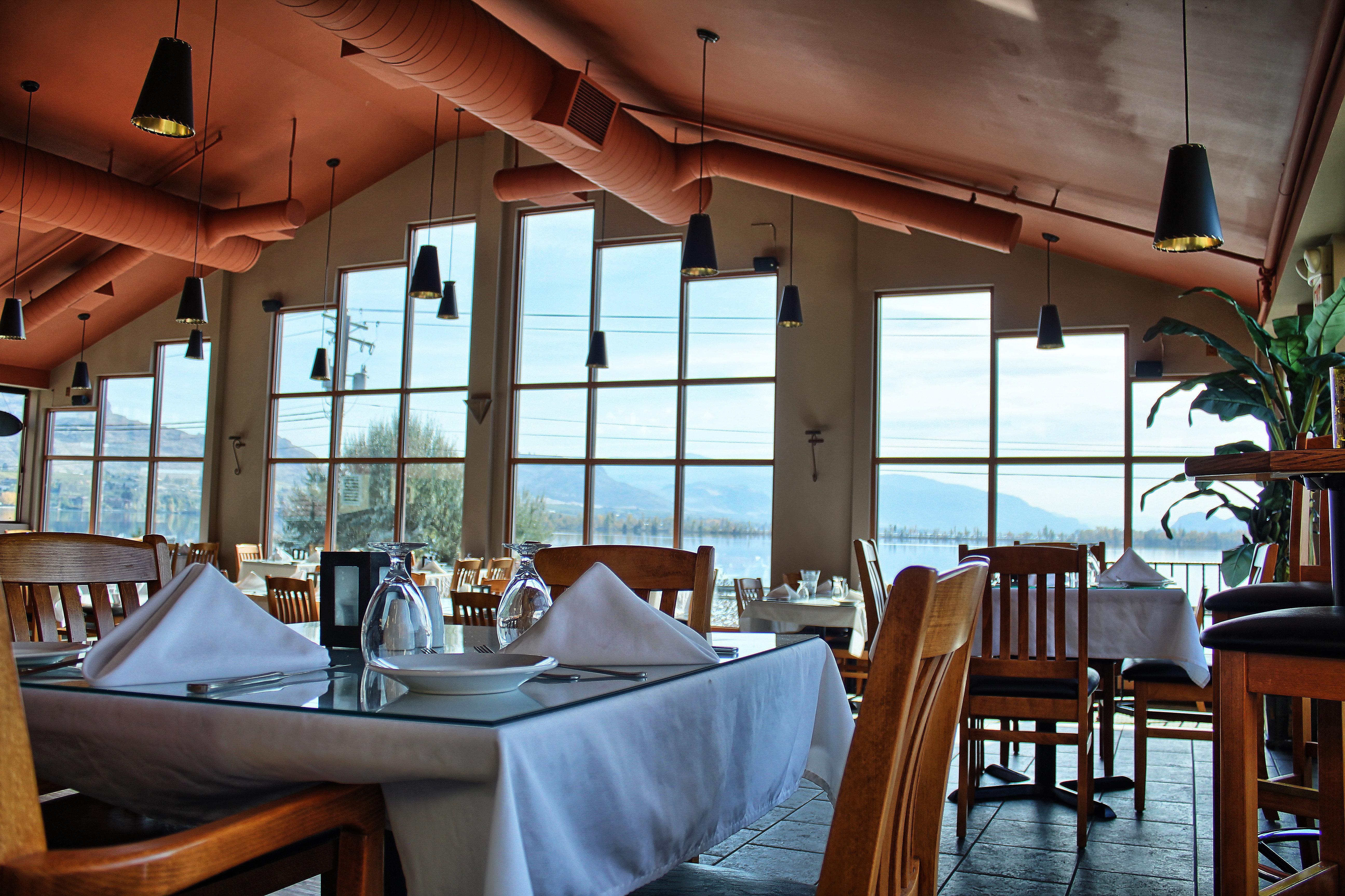 Holiday Inn Hotel & Suites Osoyoos By Ihg Exterior foto