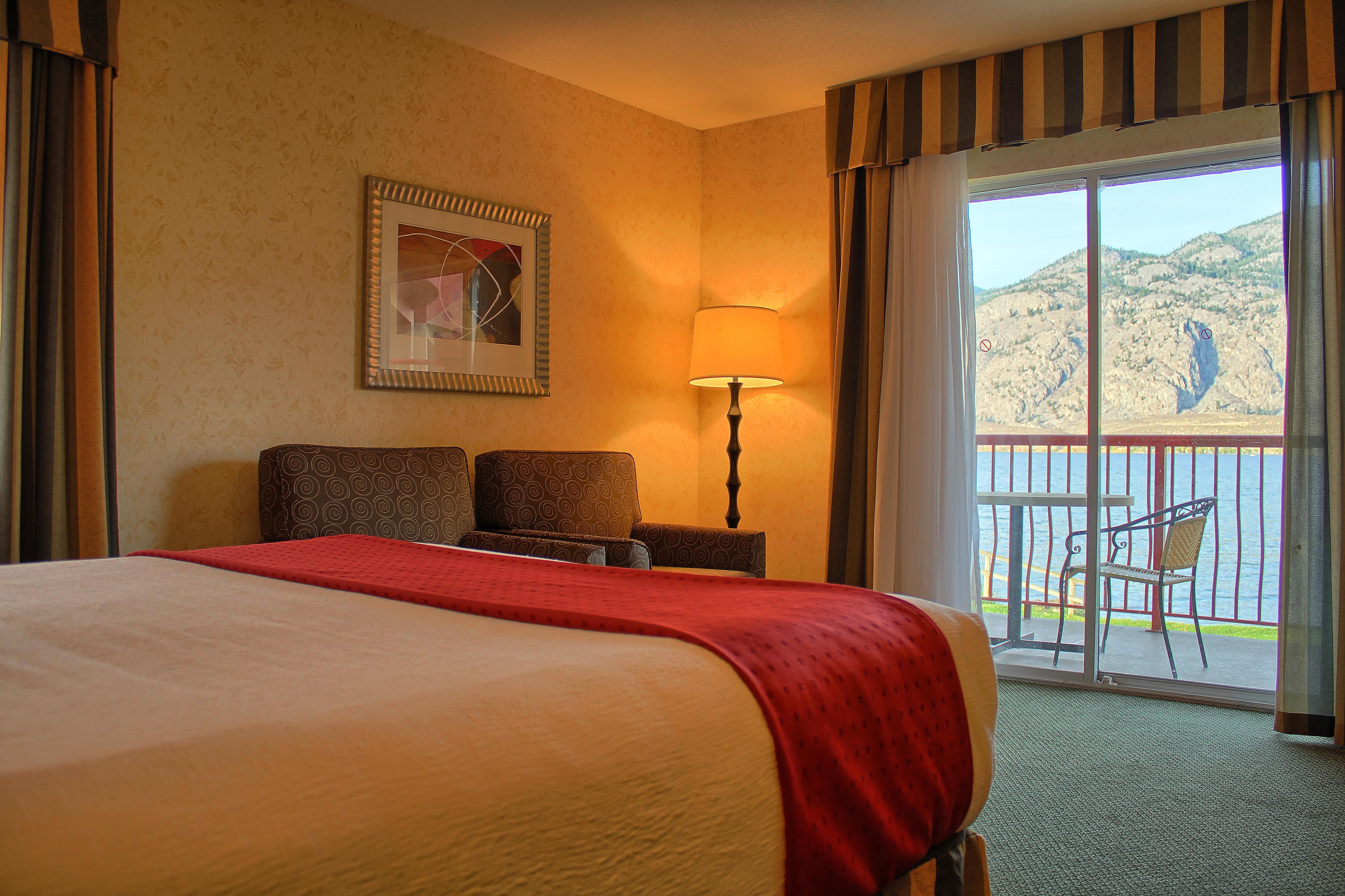 Holiday Inn Hotel & Suites Osoyoos By Ihg Exterior foto